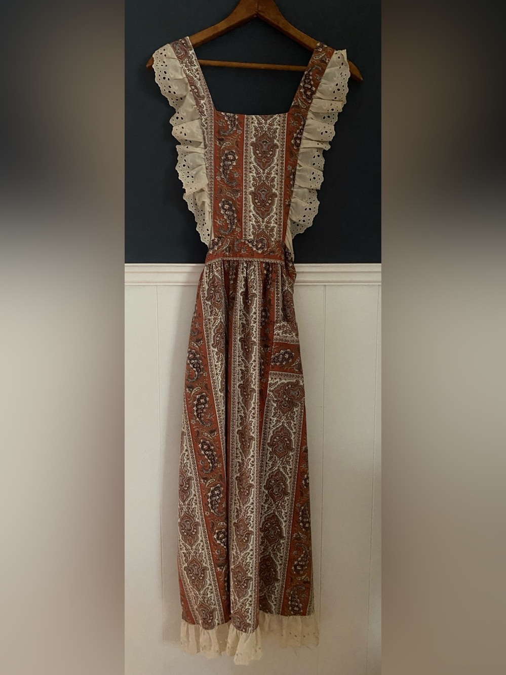 Vintage 70s Apron Tree of California Paisley Maxi Pinafore Ruffle Apron Dress US